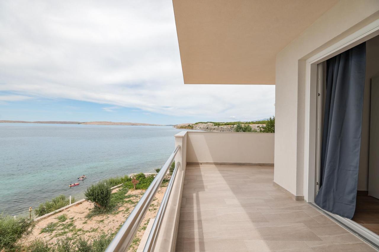 Beachfront Apartments Tic With Seaview Miletici Exterior photo